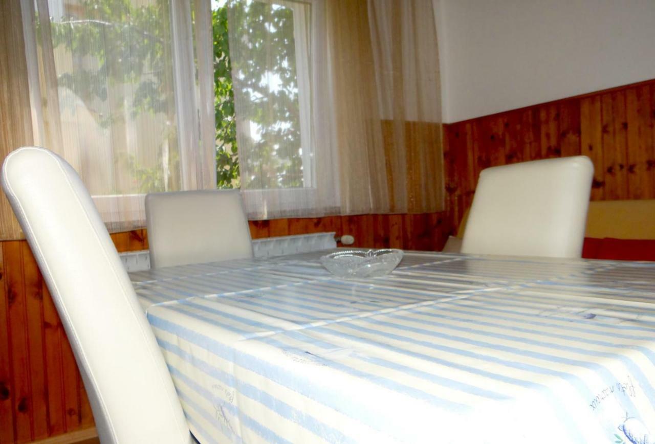 Petar Apartment Krk Town Exterior photo